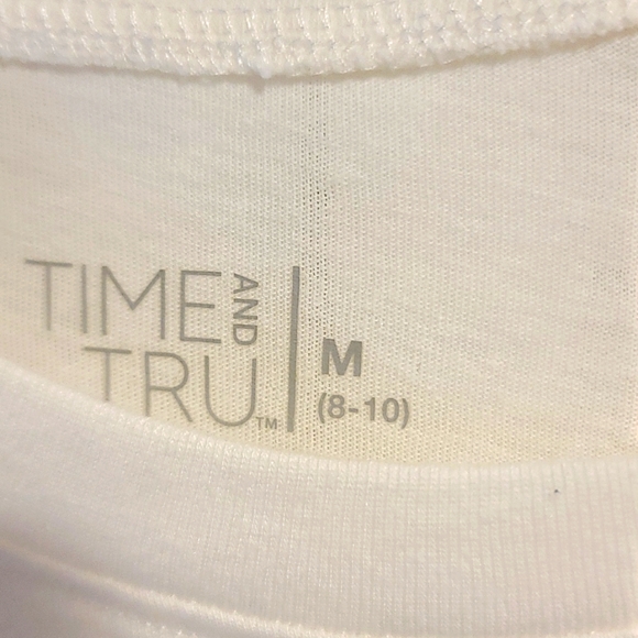 Tshirt NASHVILLE Tennessee Music City with imprinted guitar design NWT HP - Picture 3 of 4